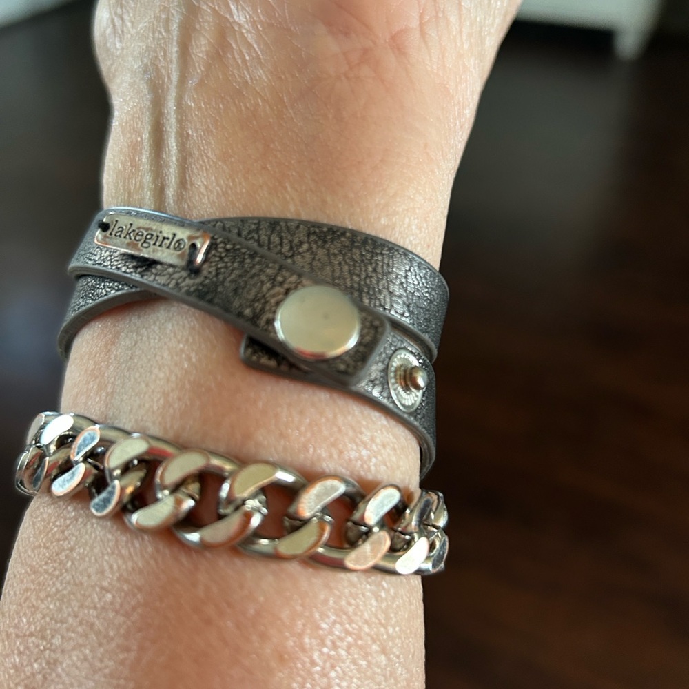 Silver and Black Lakegirl Bracelet wraps three times - Picture 7 of 14